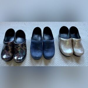 👉🏻🩷 3 Pair Dansko’s